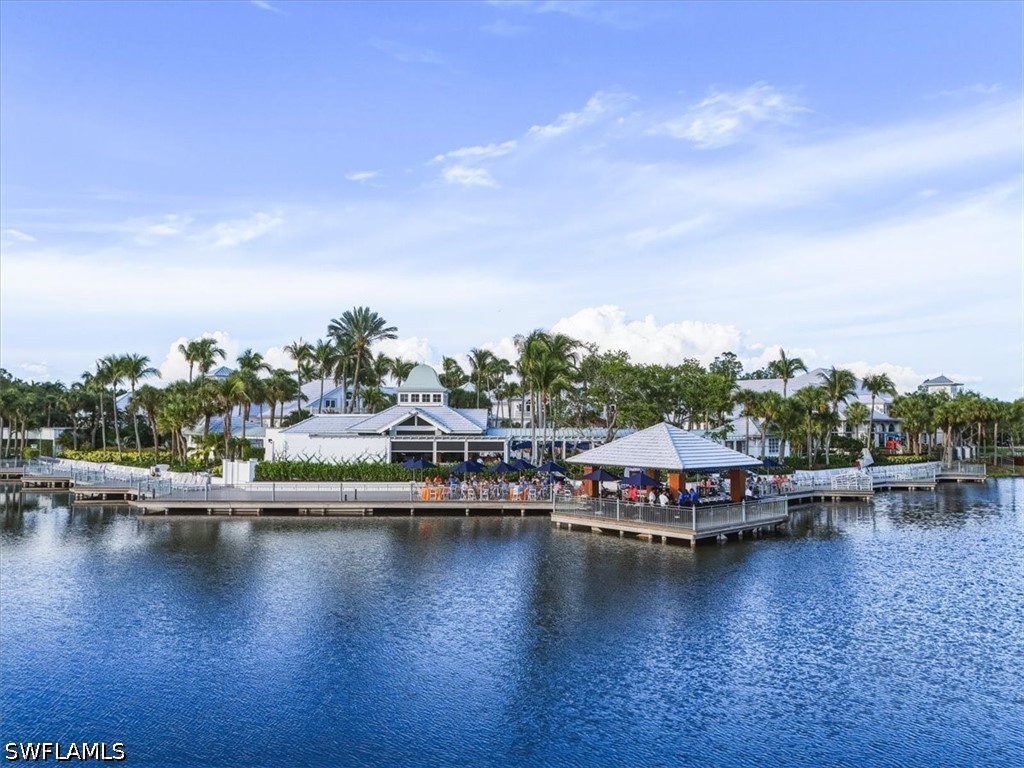 Dock