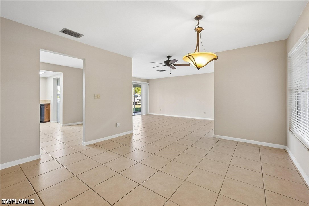 5220 10th, Cape Coral, FL 33914