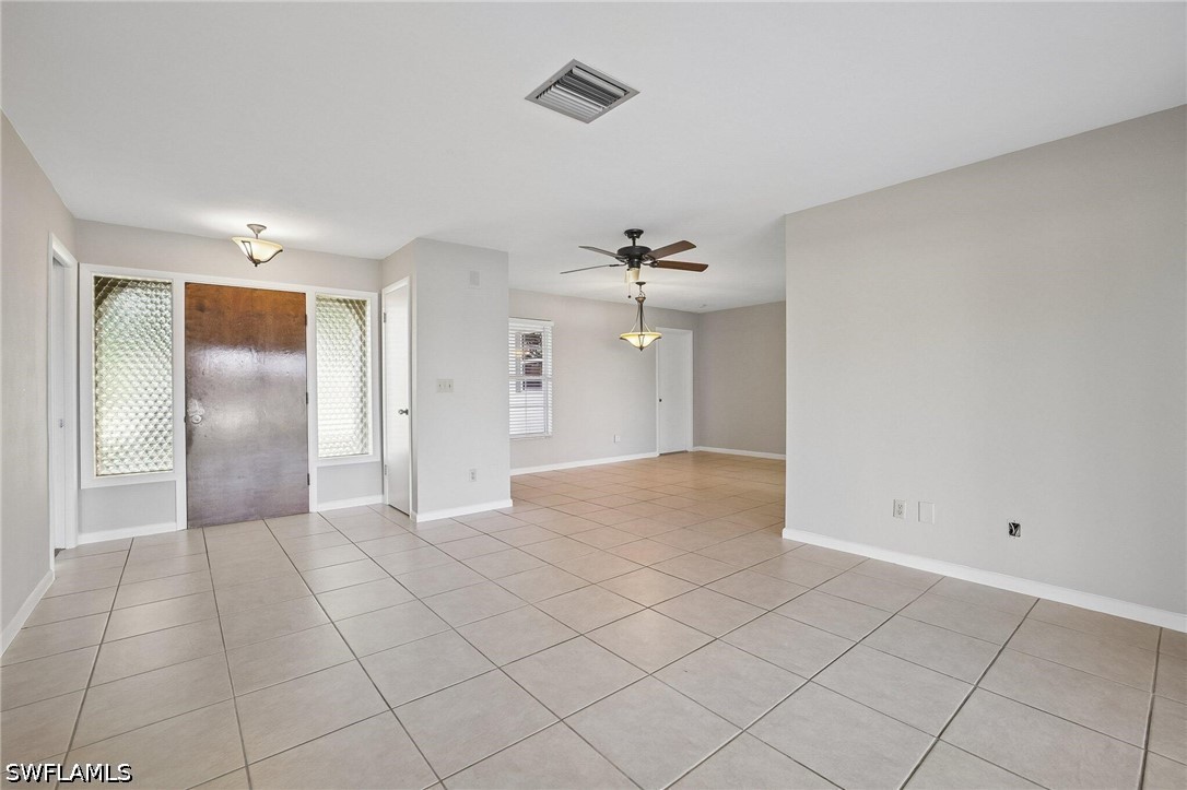 5220 10th, Cape Coral, FL 33914