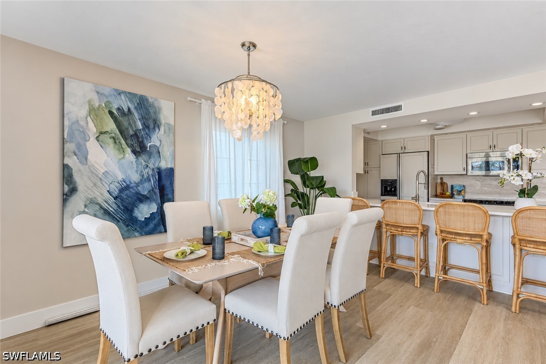 DiningArea