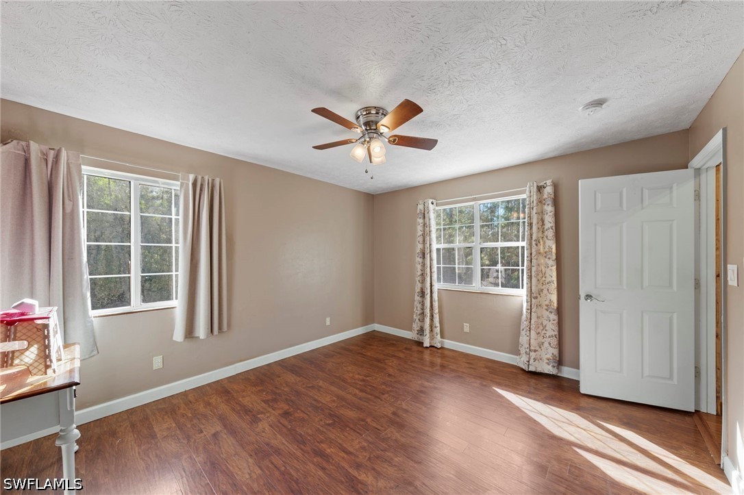 4285 2nd, Naples, FL 34117