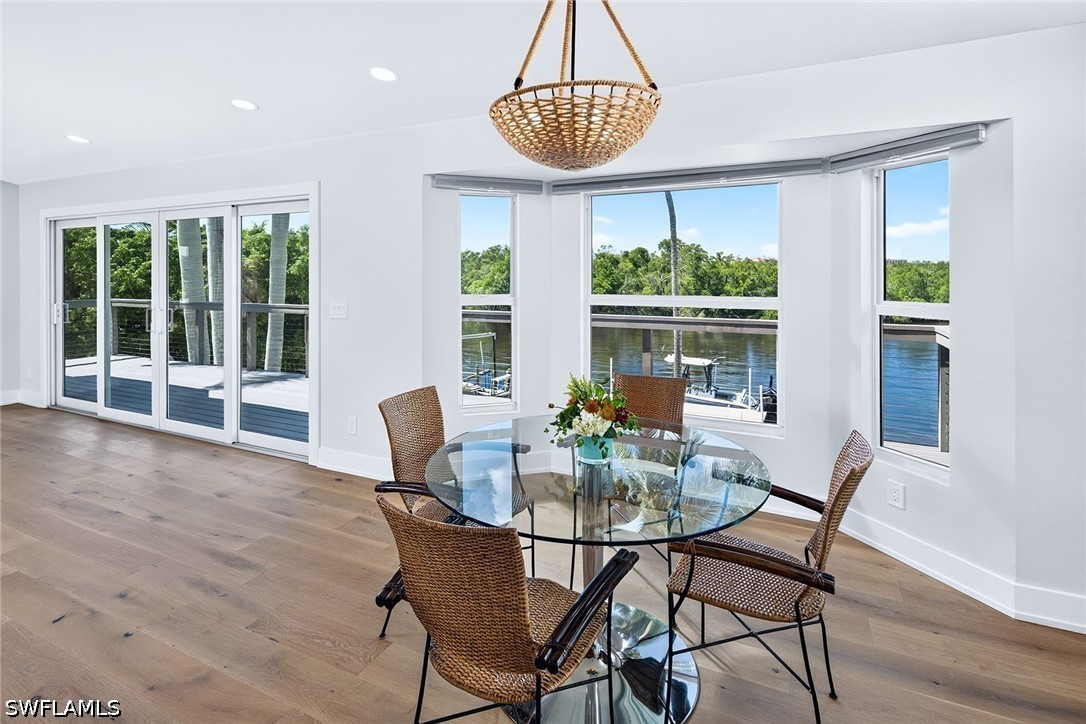 DiningArea