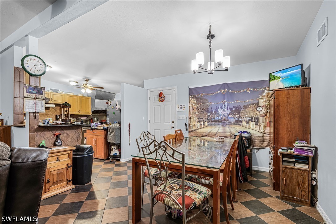 DiningArea