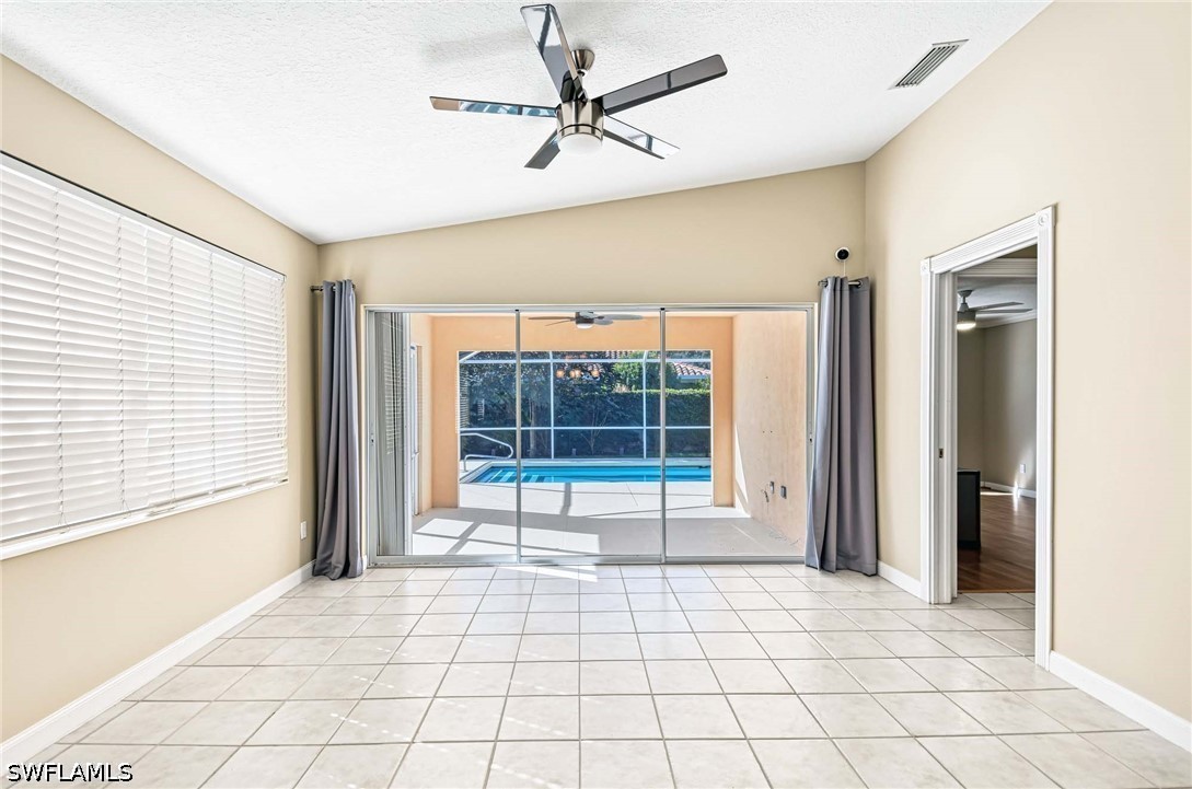 5821 Drummond, Naples, FL 34119